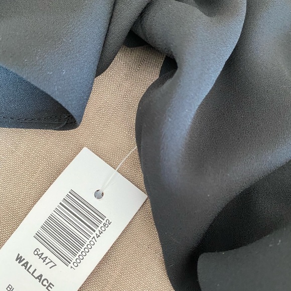 NWT Aritzia Black Crepe wrap dress - Picture 5 of 6